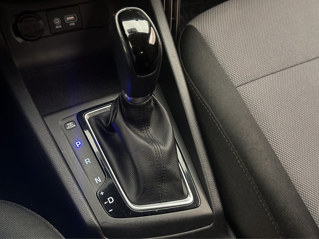 Vehicle Image 15