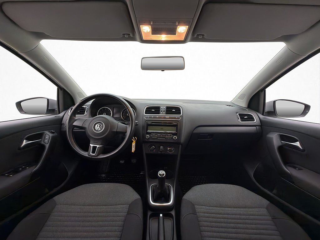Vehicle Image 11