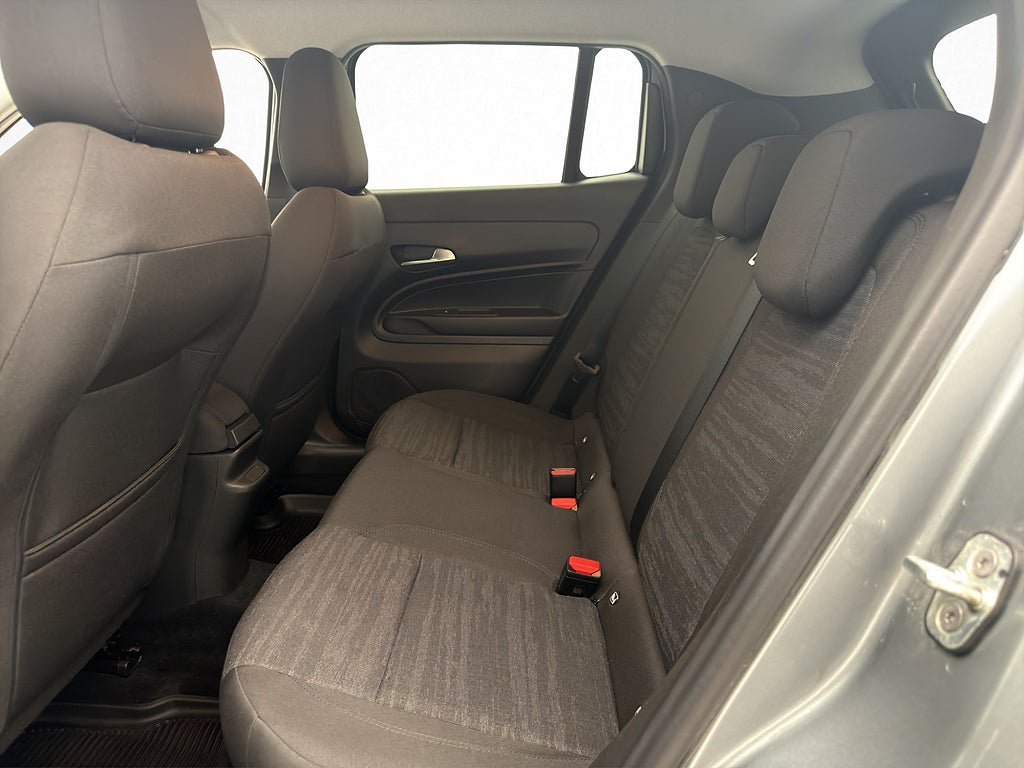 Vehicle Image 23
