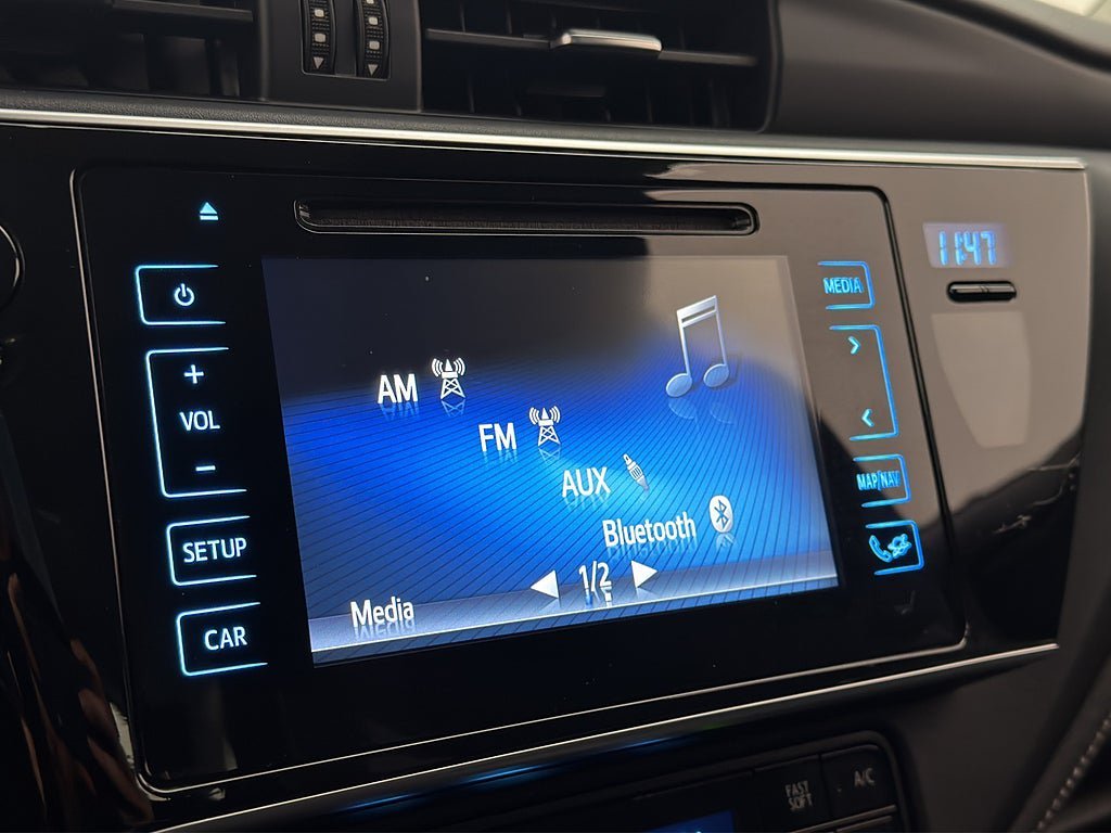 Vehicle Image 22