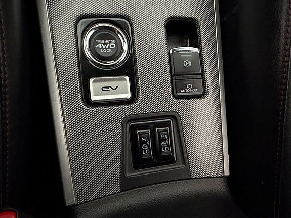 Vehicle Image 26