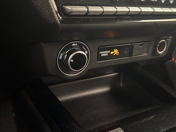 Vehicle Image 26