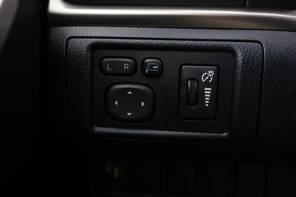Vehicle Image 33