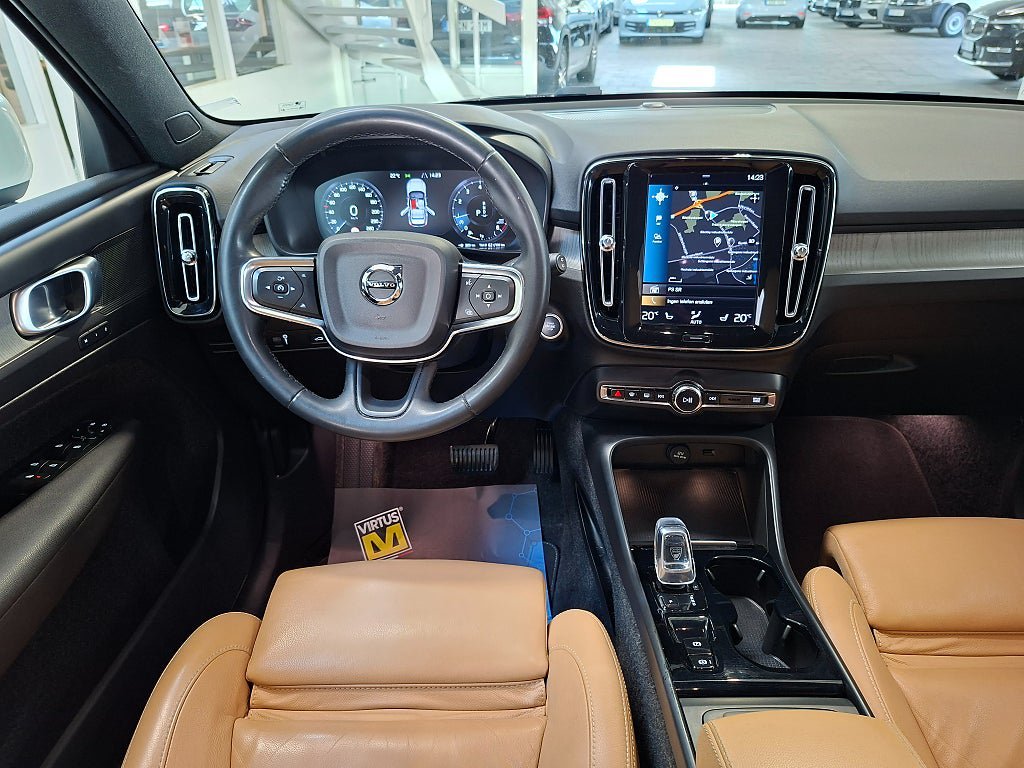 Vehicle Image 14