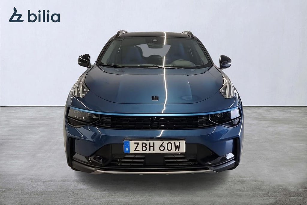 Vehicle Image 6