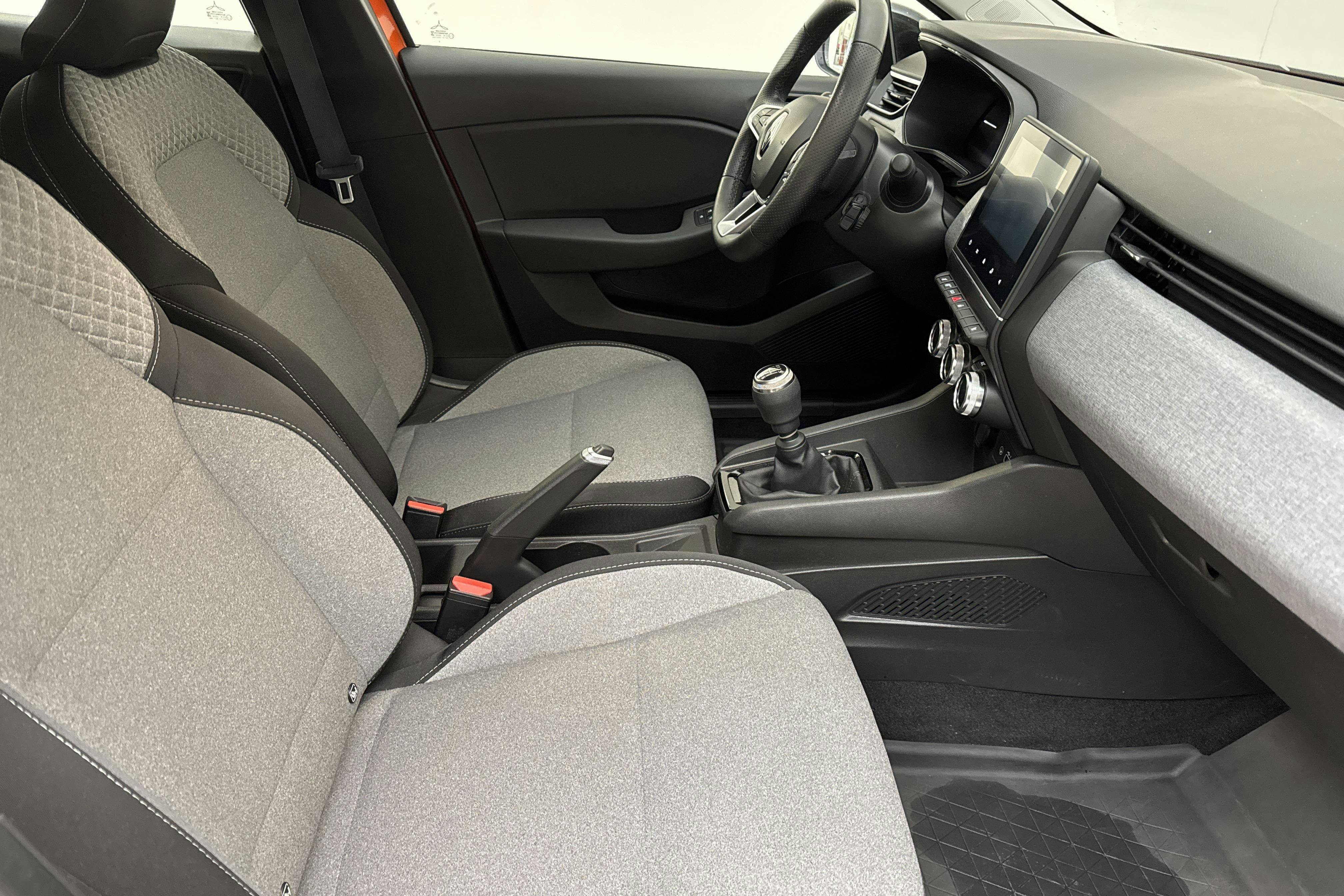 Vehicle Image 7