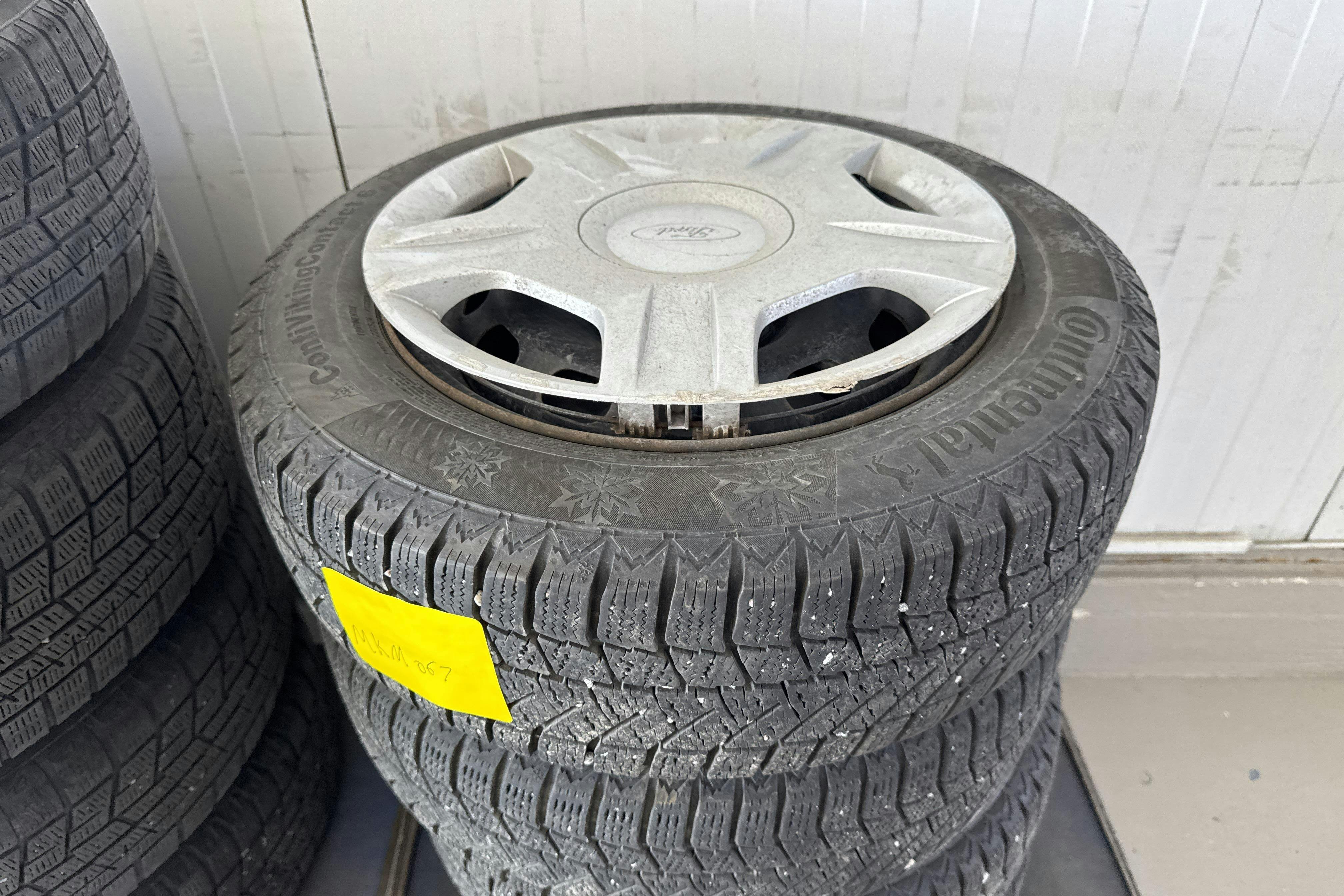 Vehicle Image 14