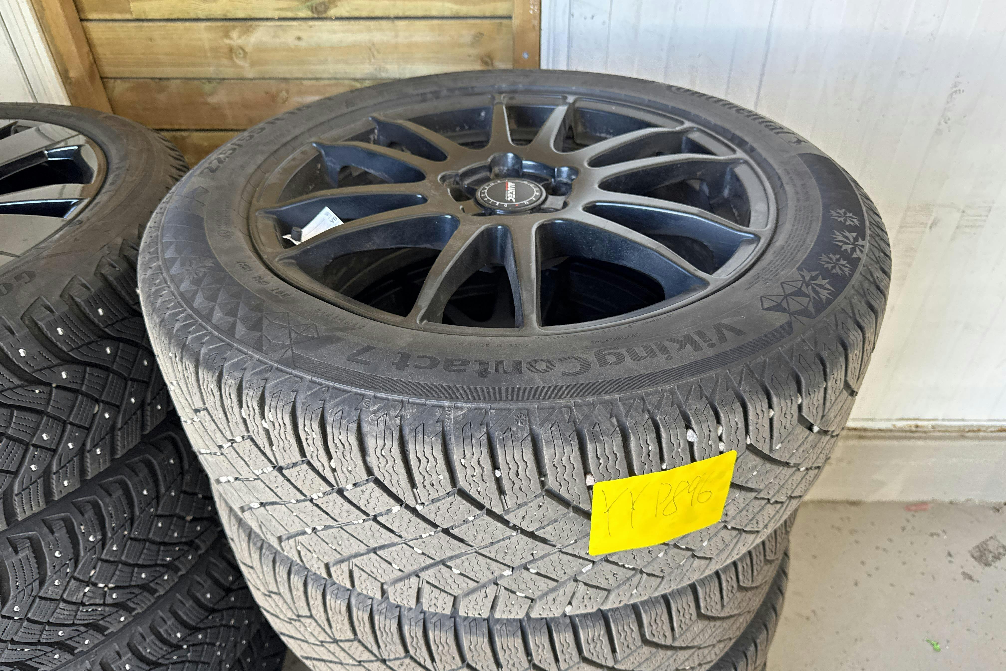 Vehicle Image 18