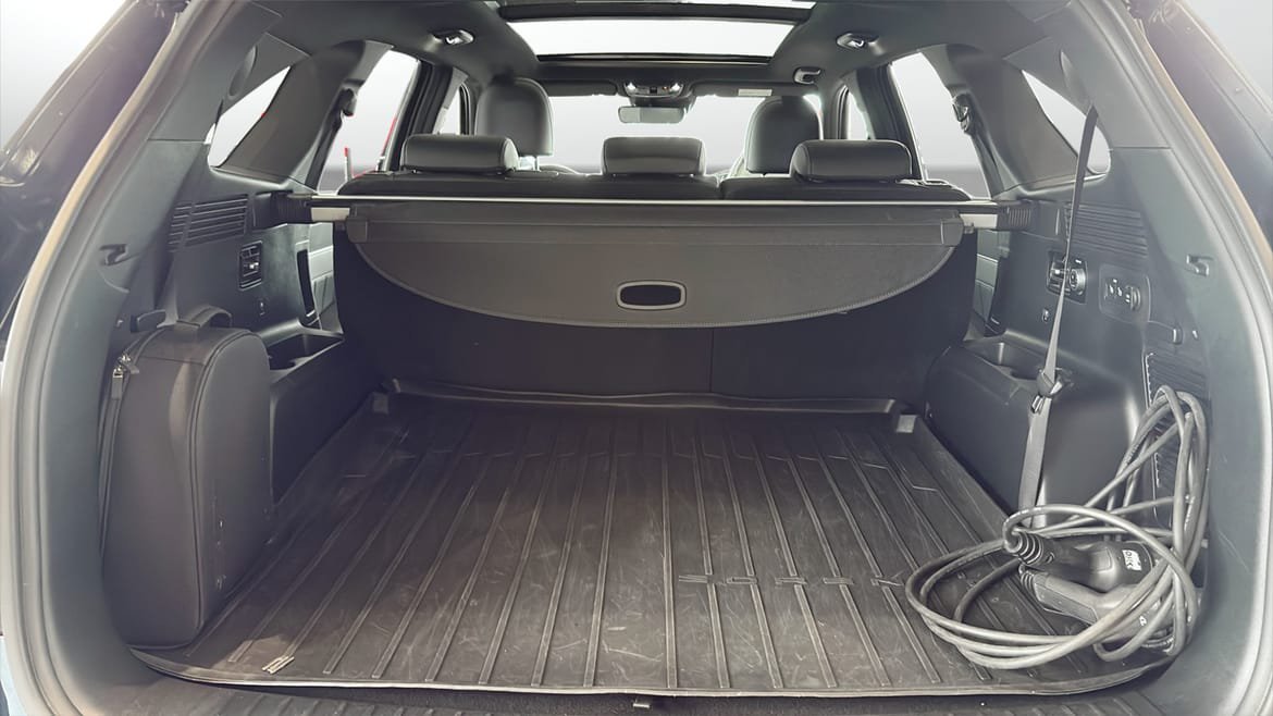 Vehicle Image 13