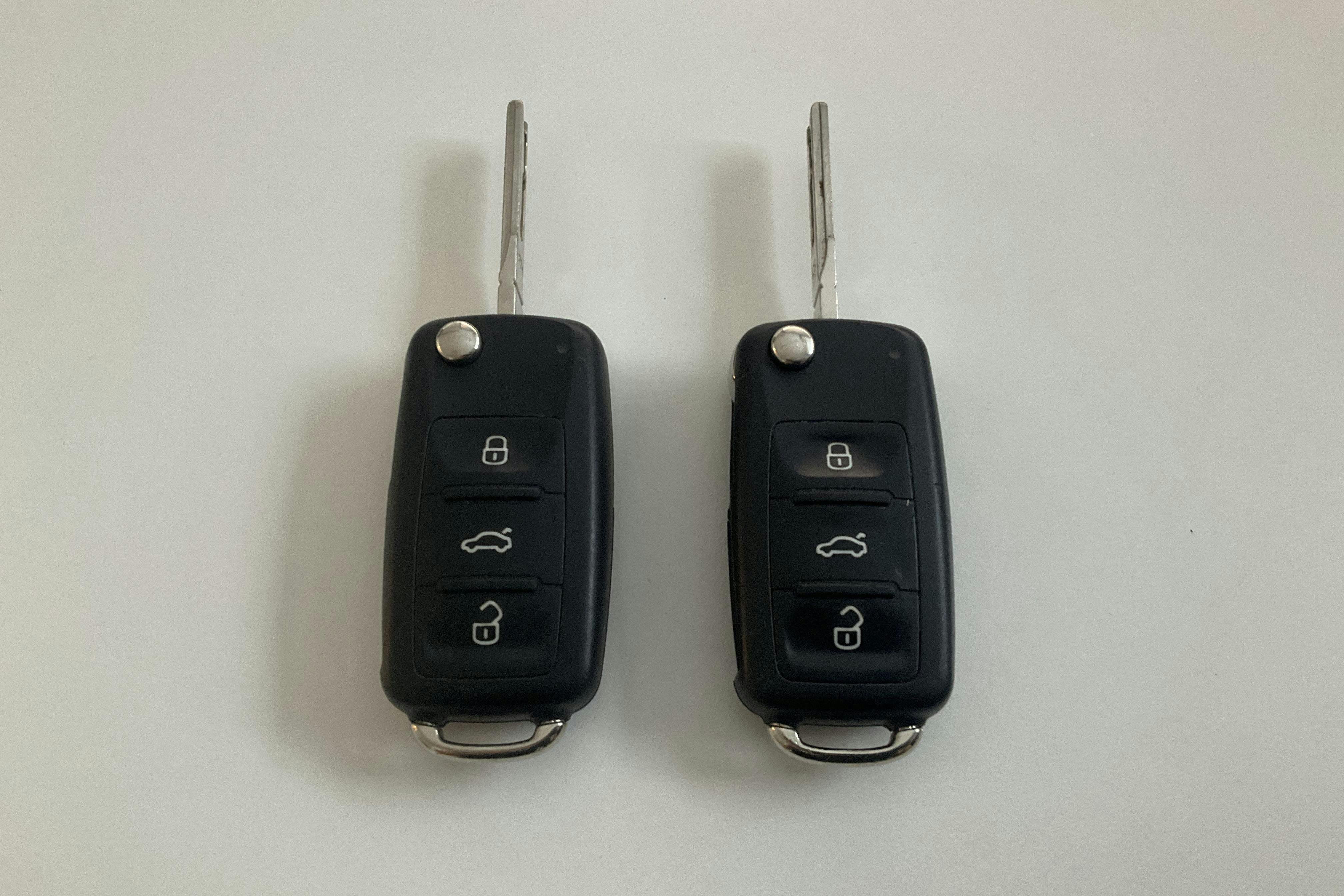 Vehicle Image 23