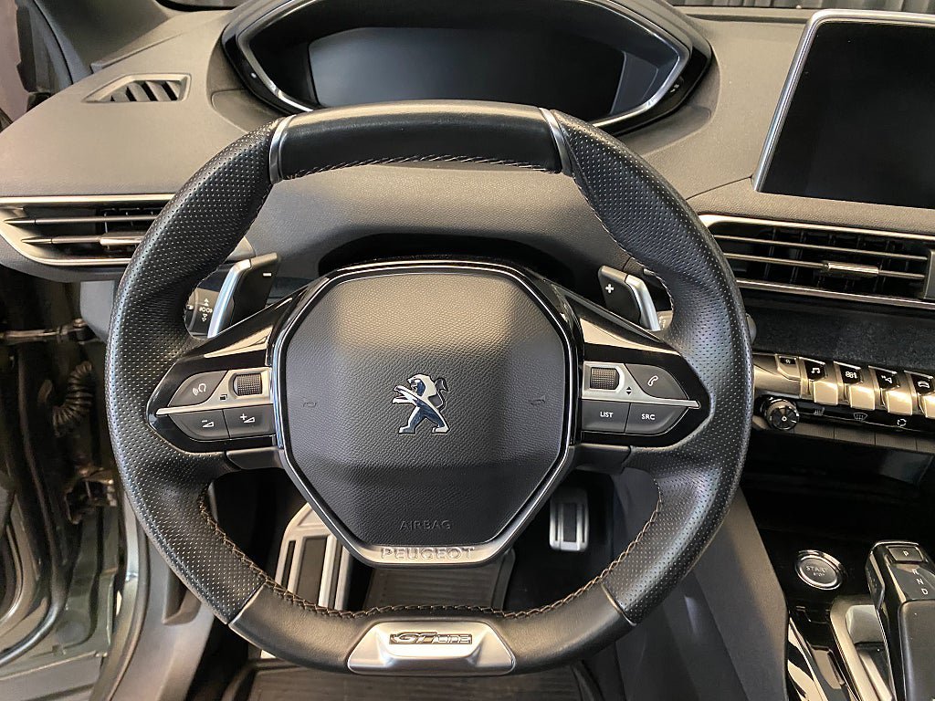 Vehicle Image 38