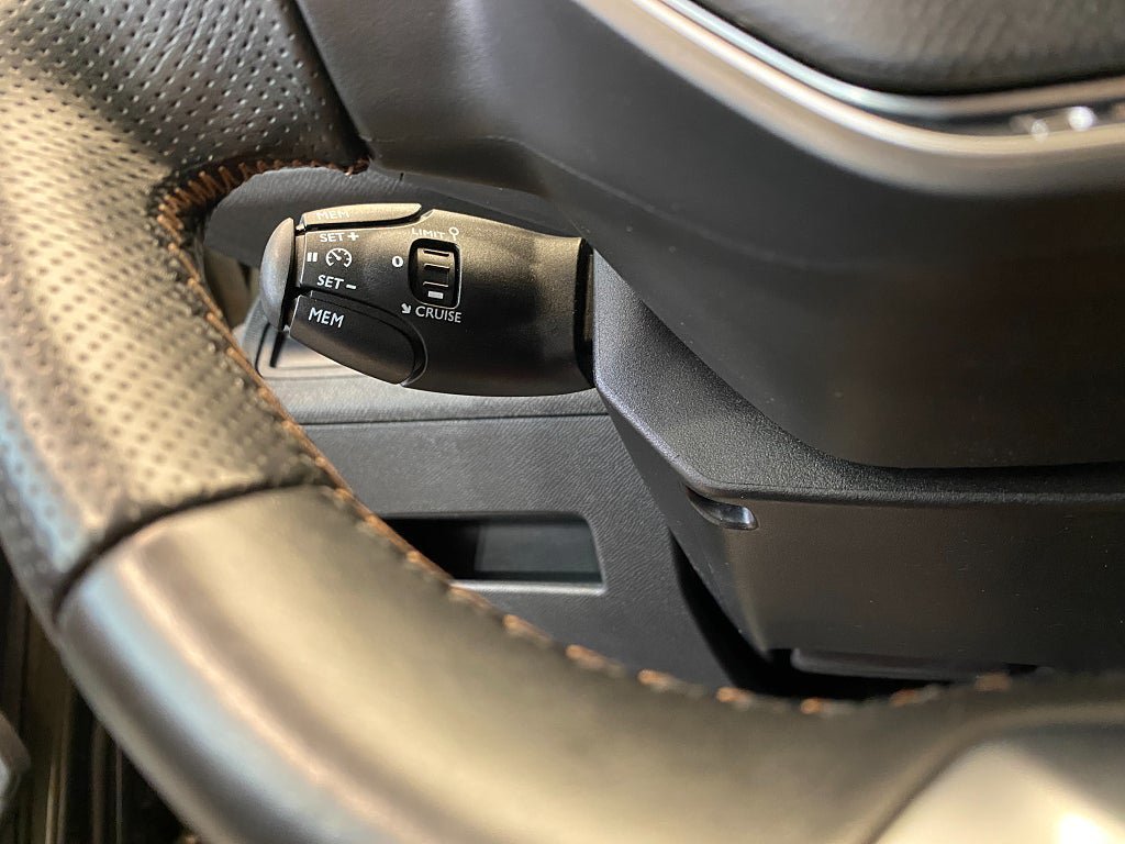 Vehicle Image 45