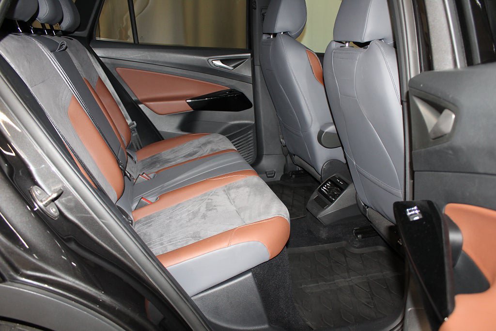 Vehicle Image 21