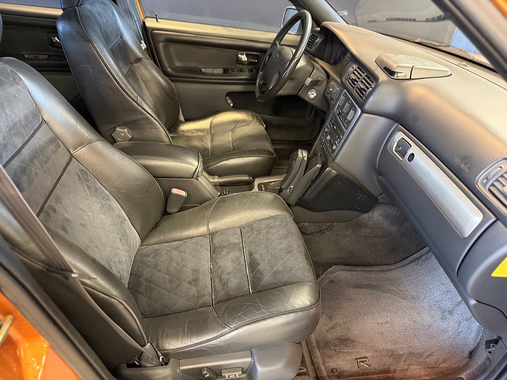 Vehicle Image 17