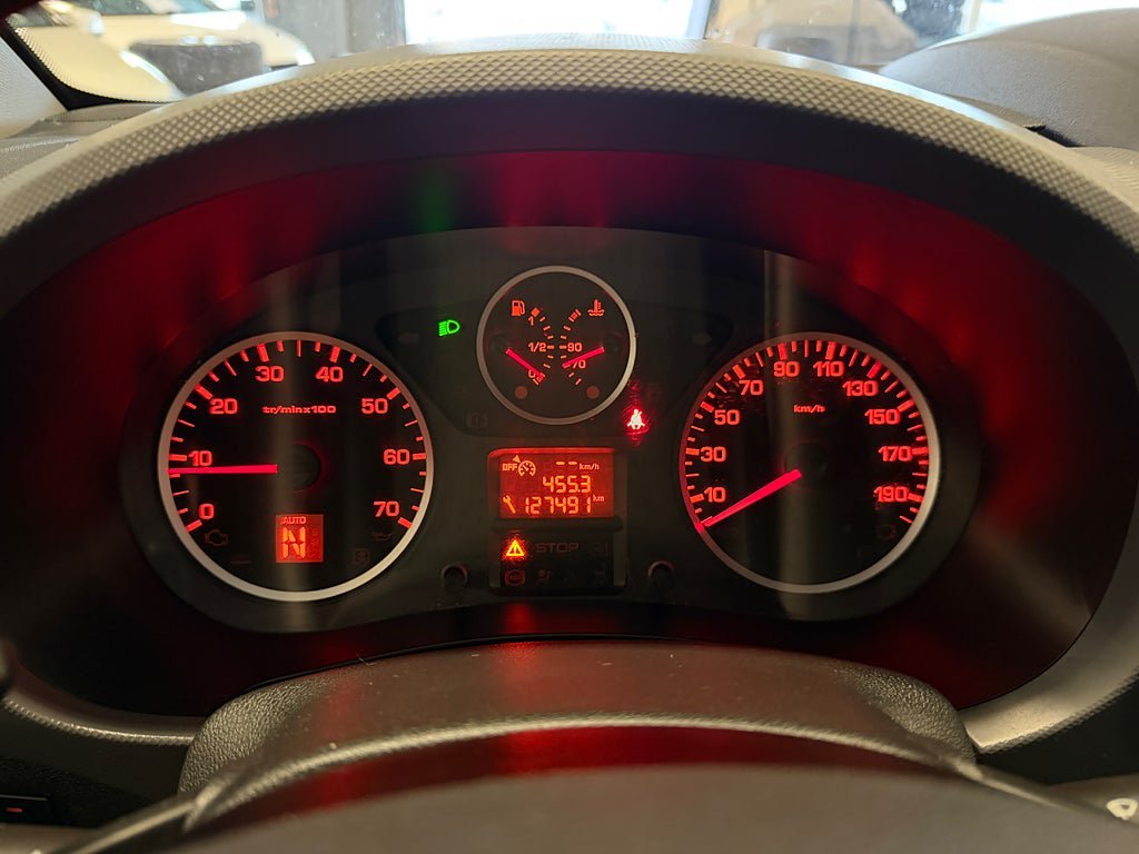 Vehicle Image 10
