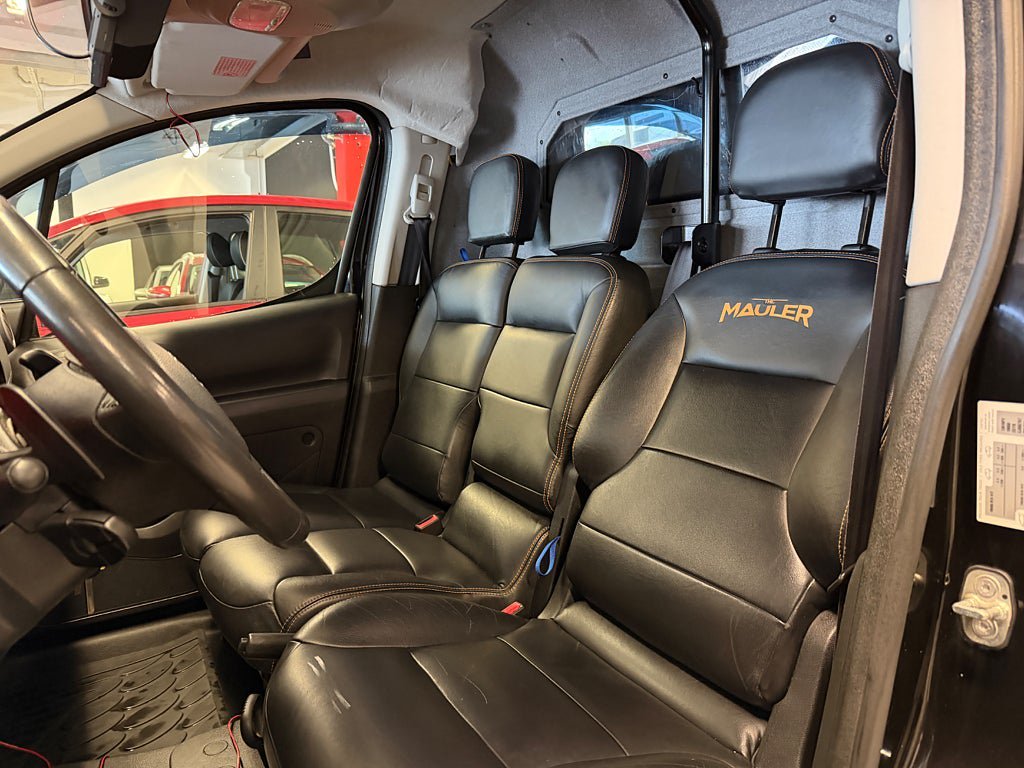 Vehicle Image 14