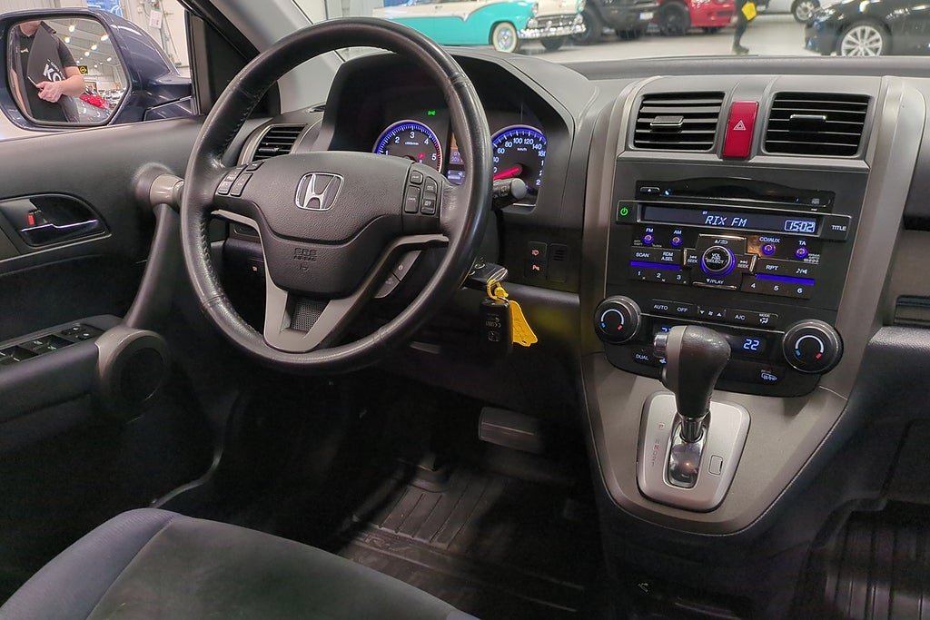 Vehicle Image 11