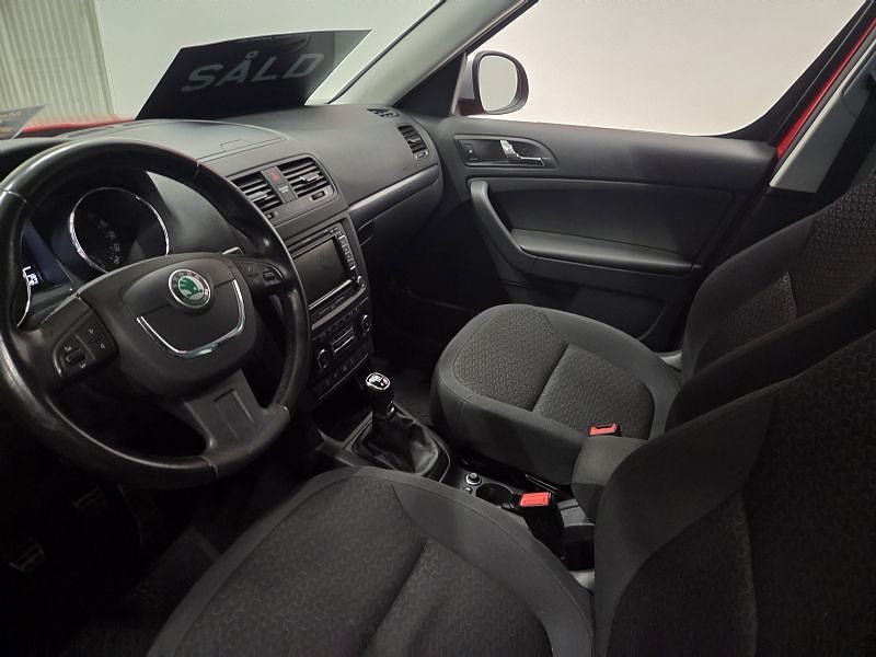 Vehicle Image 10