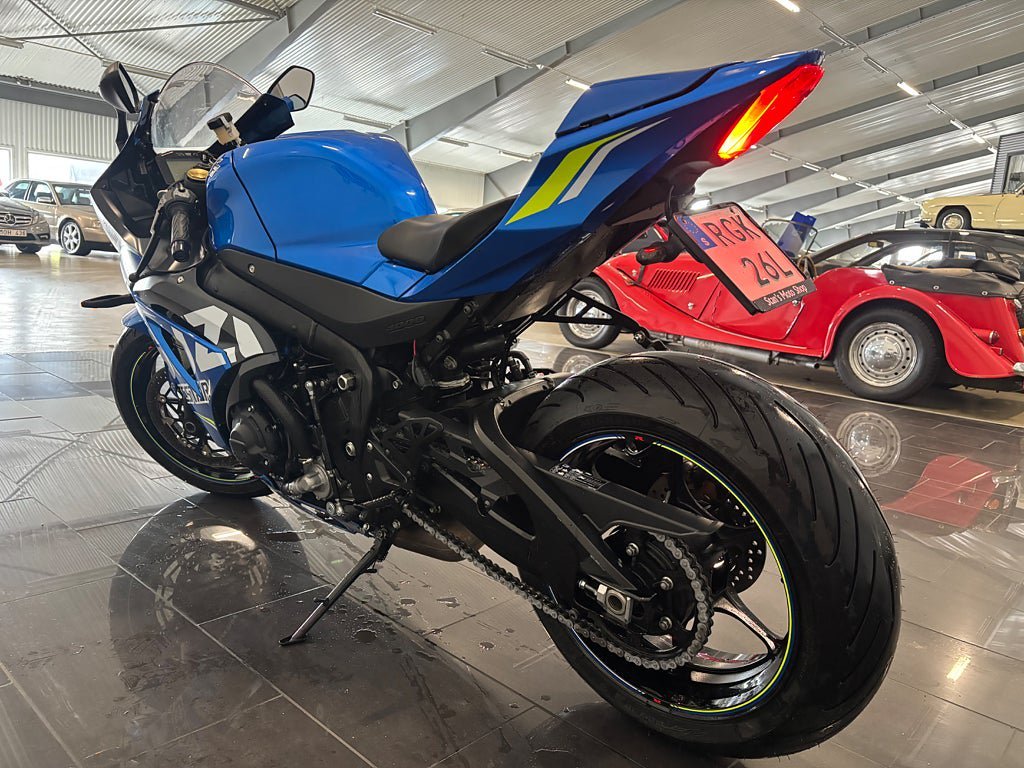 Vehicle Image 8