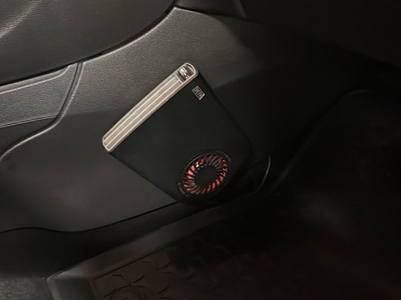 Vehicle Image 17