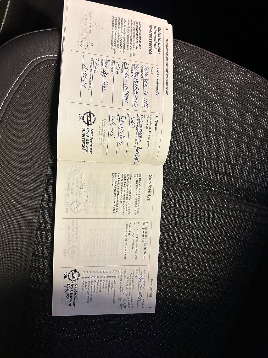 Vehicle Image 14