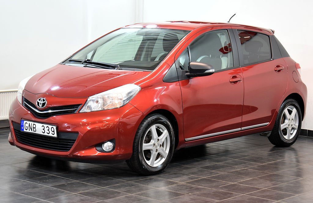 Vehicle Image 5