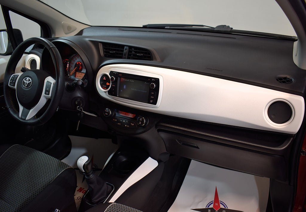 Vehicle Image 18