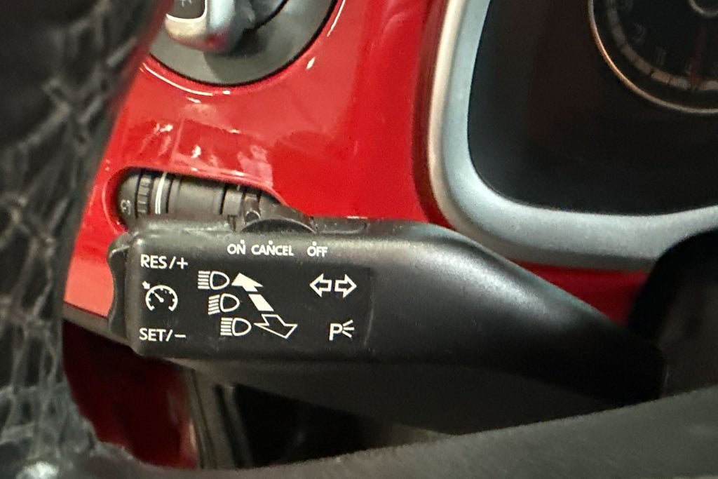 Vehicle Image 19