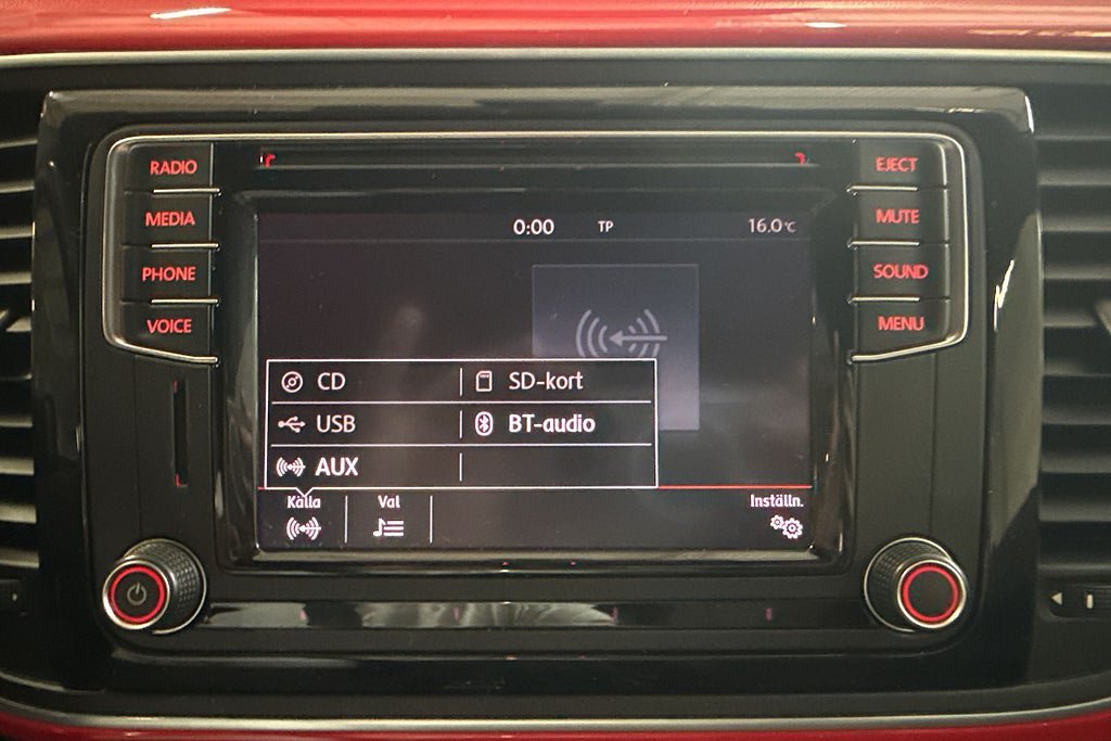 Vehicle Image 28