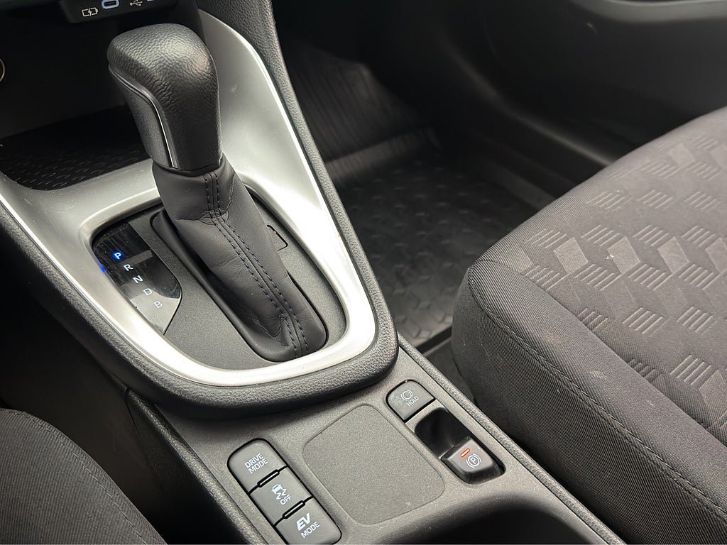 Vehicle Image 22