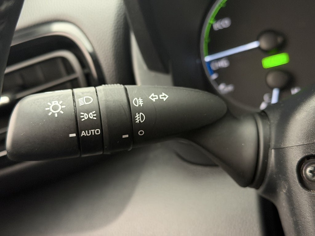 Vehicle Image 27
