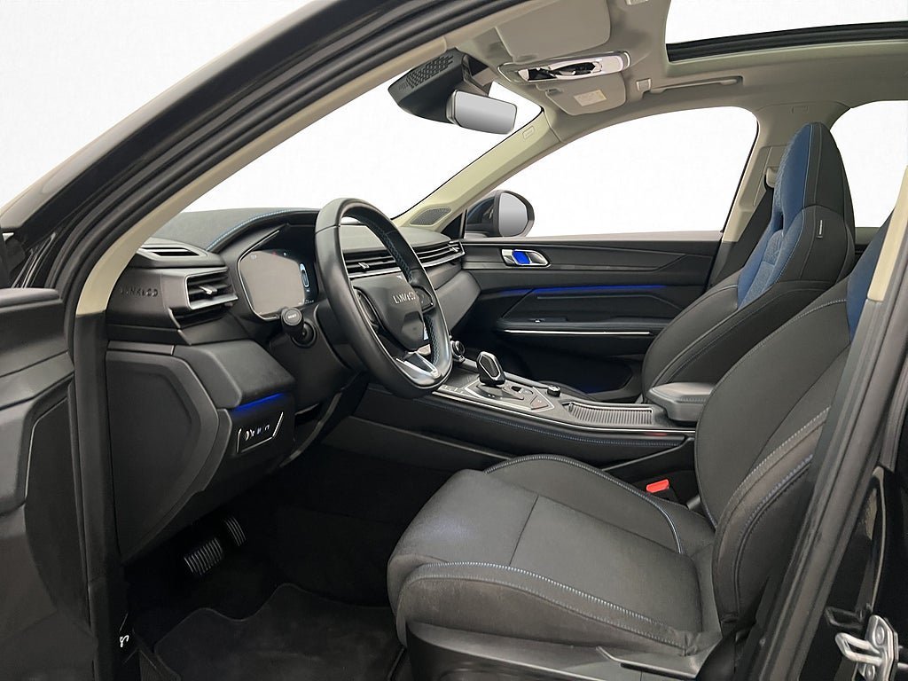 Vehicle Image 15