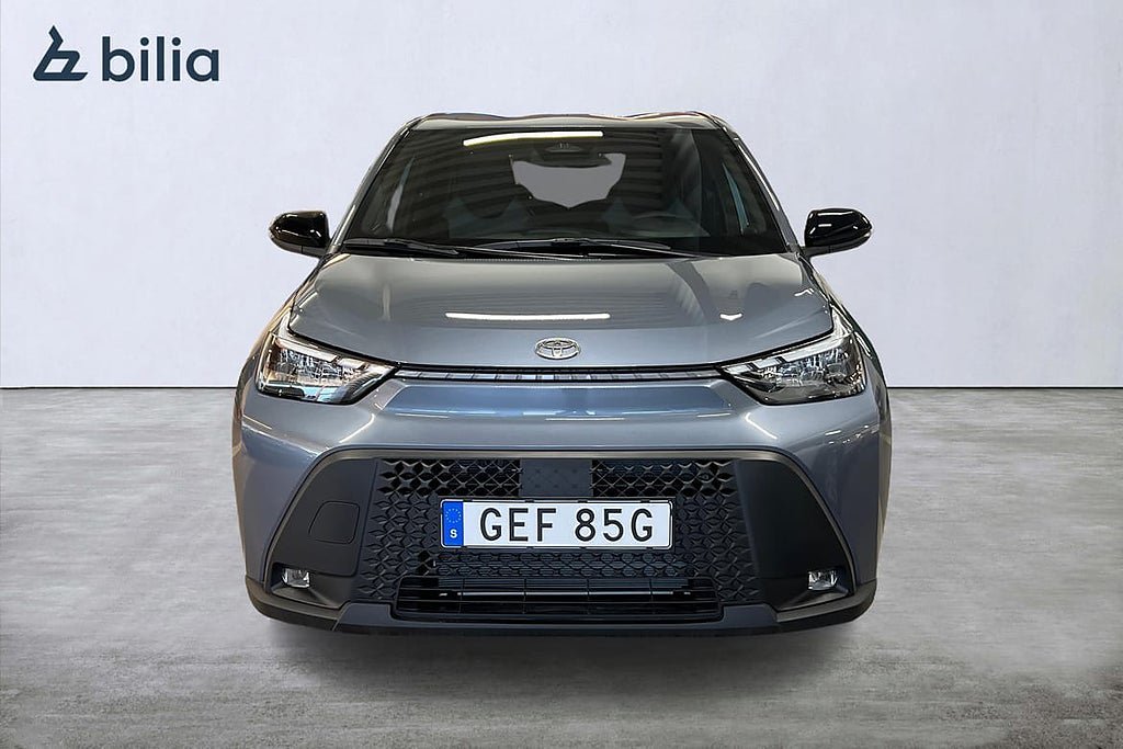 Vehicle Image 6