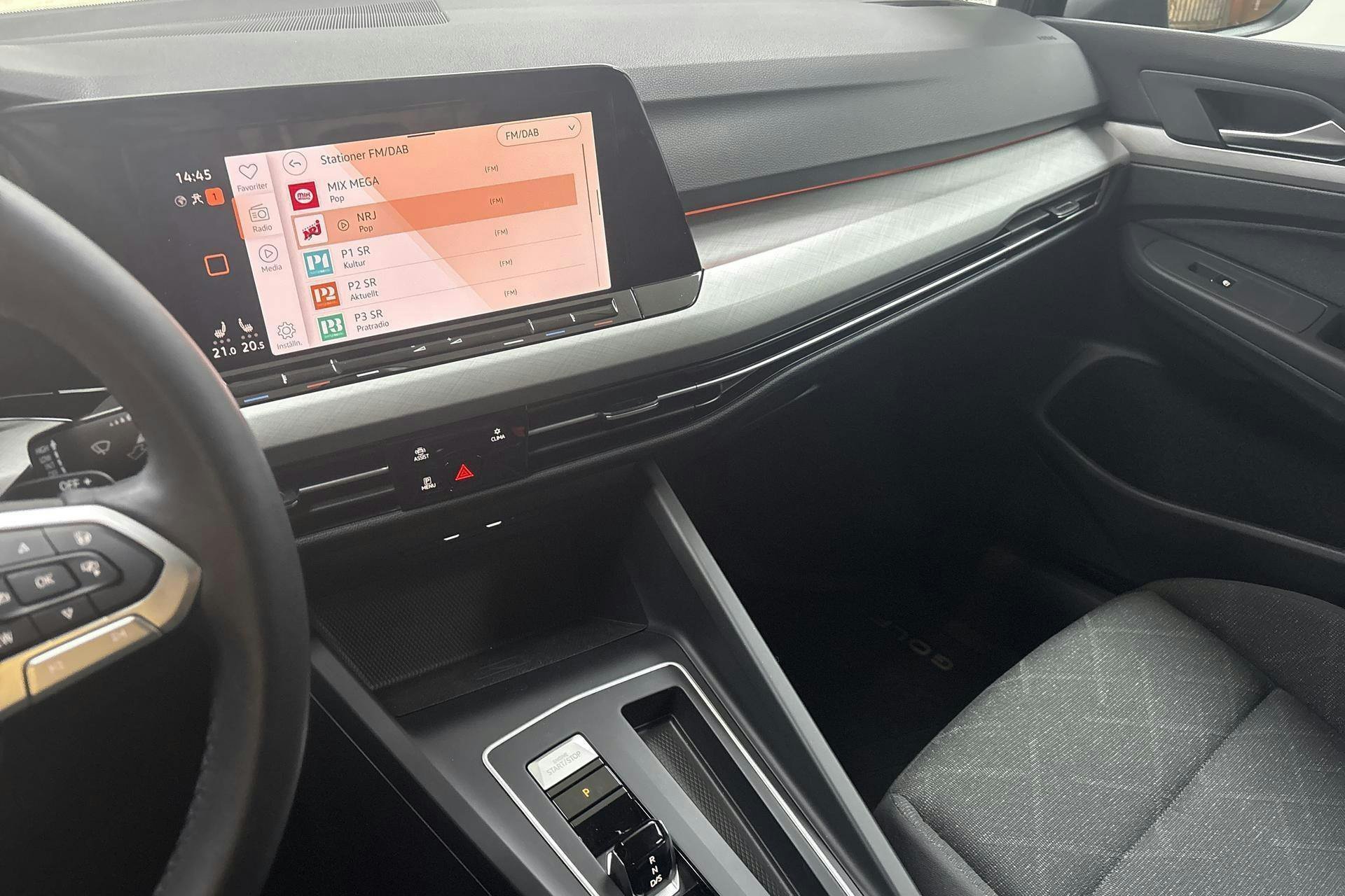 Vehicle Image 13