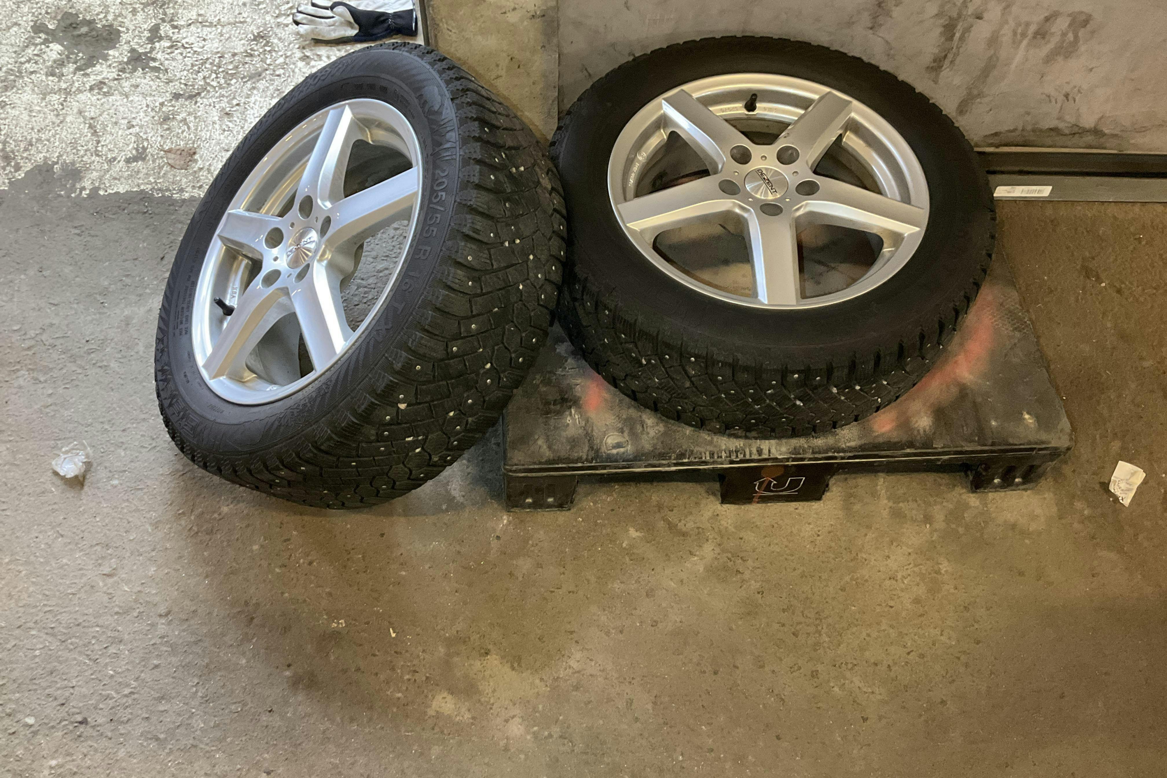 Vehicle Image 14