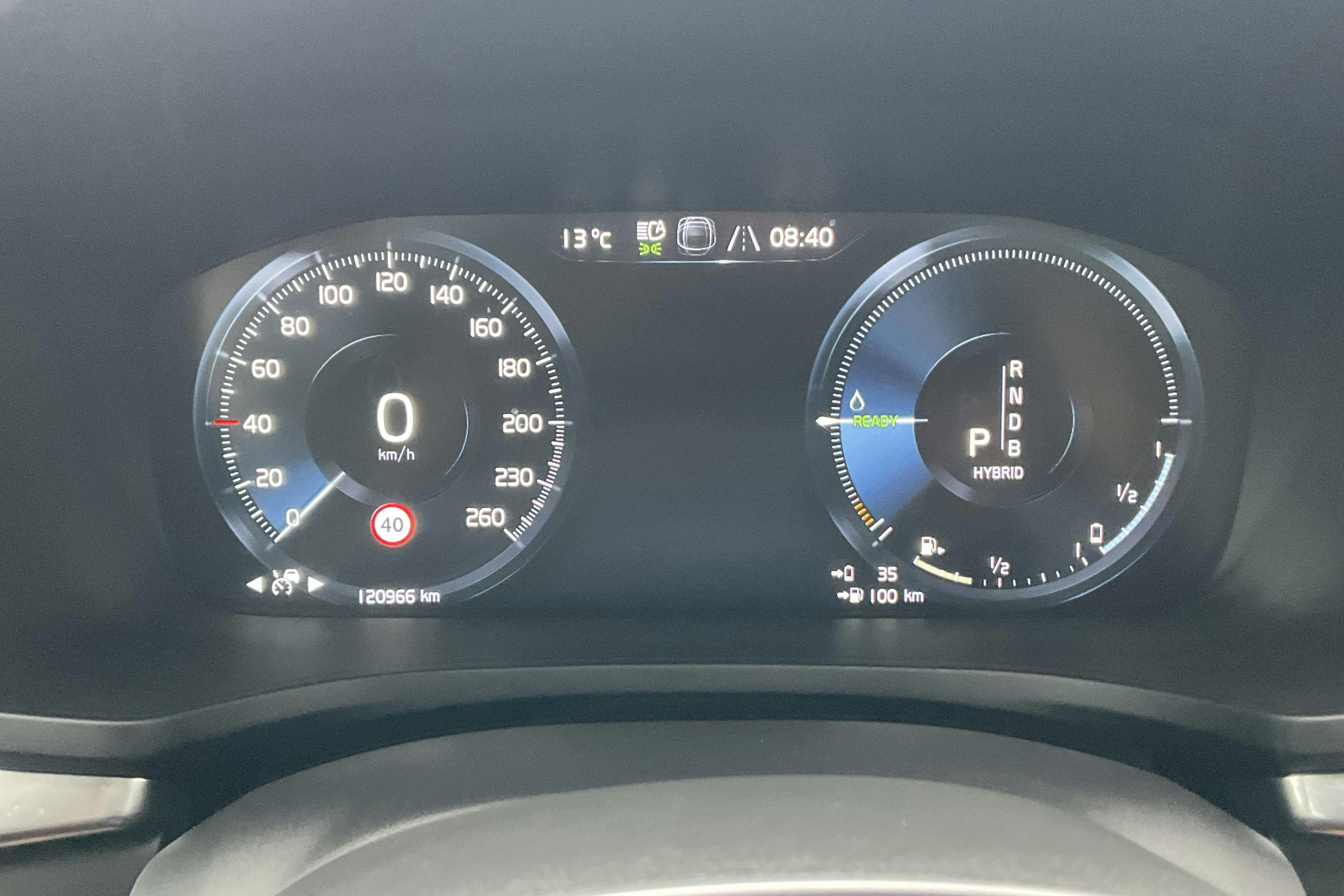 Vehicle Image 10