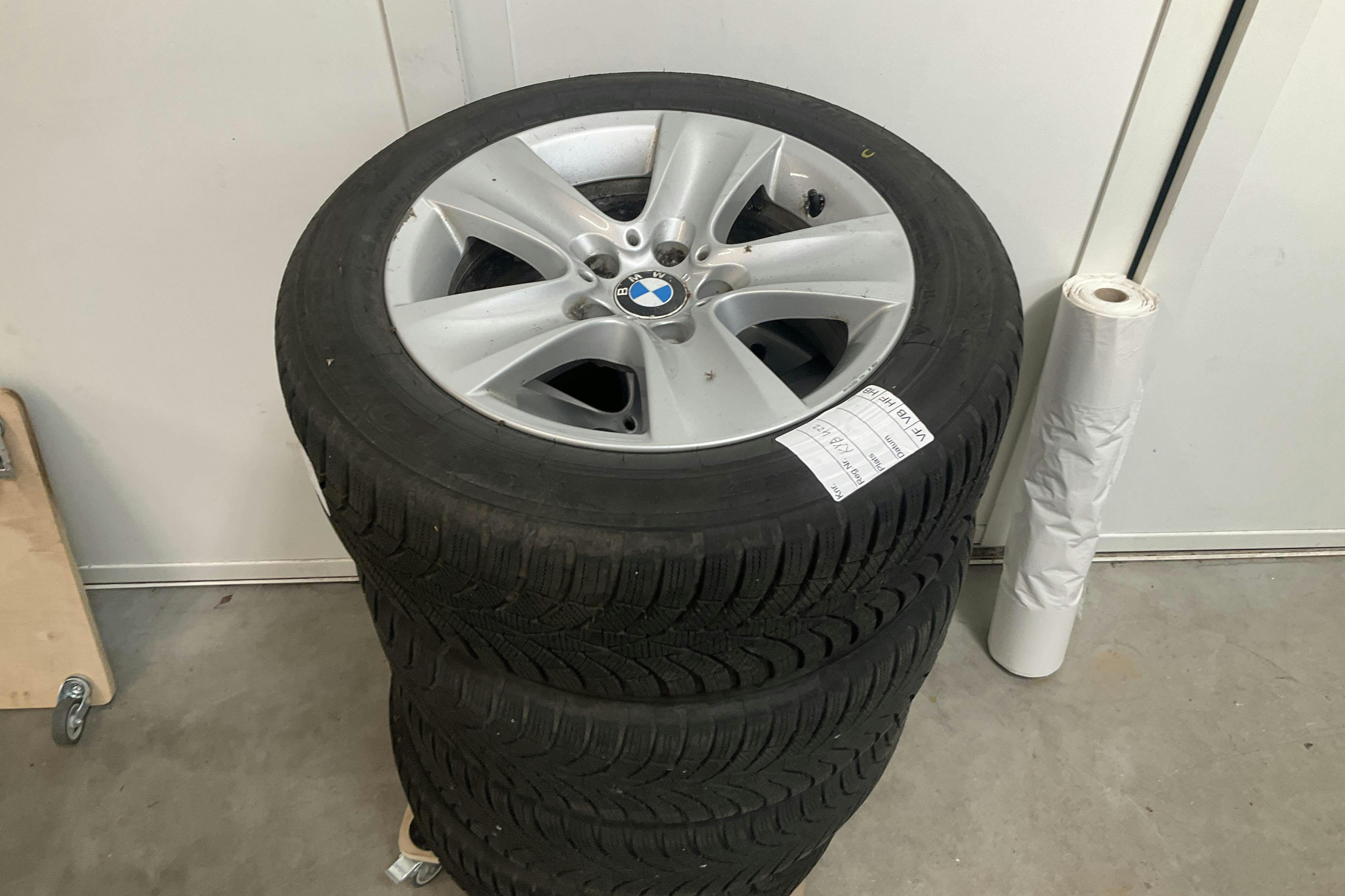 Vehicle Image 16