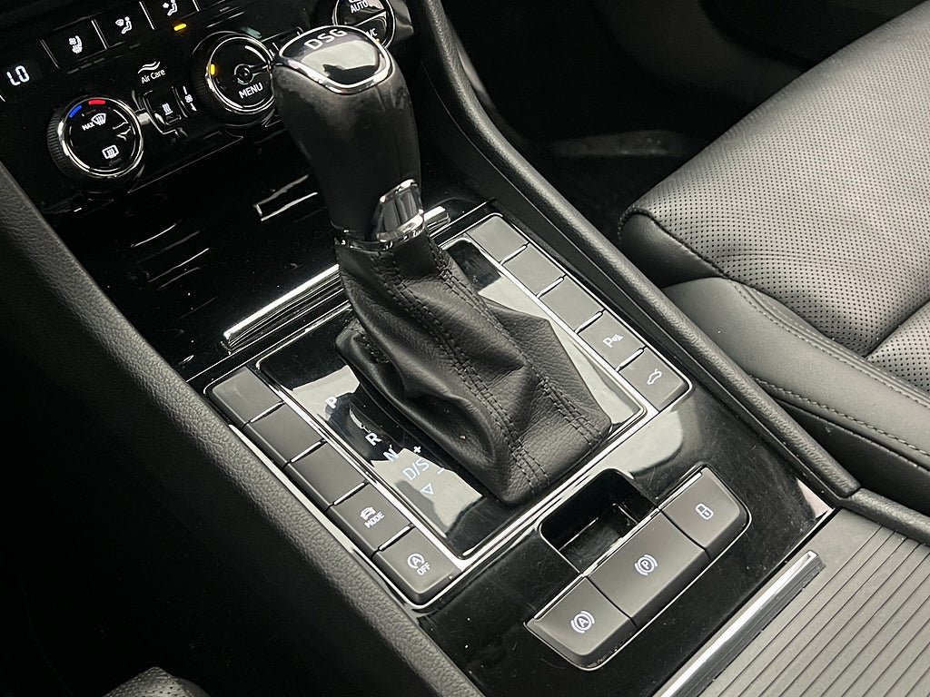 Vehicle Image 27