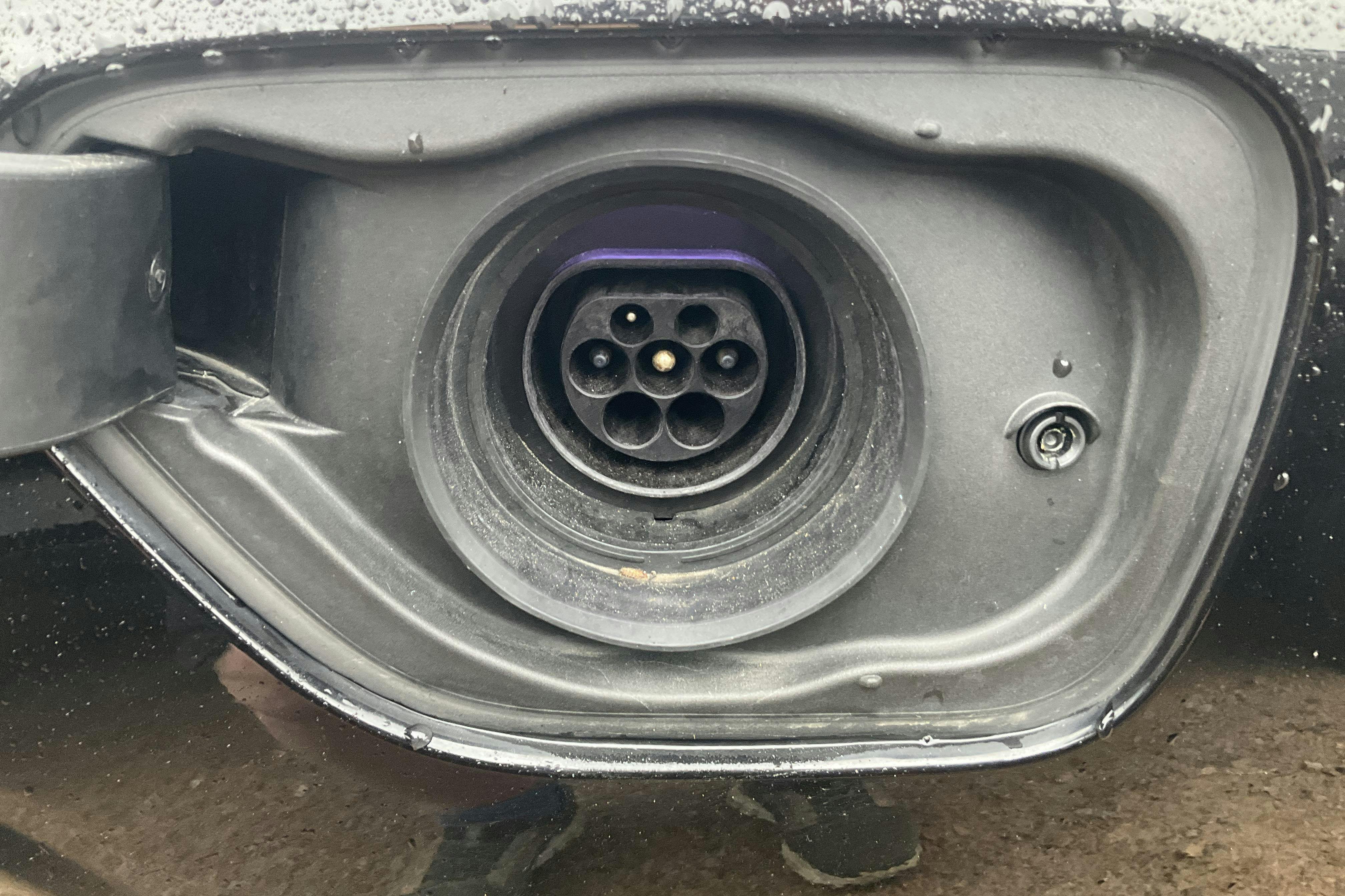 Vehicle Image 17
