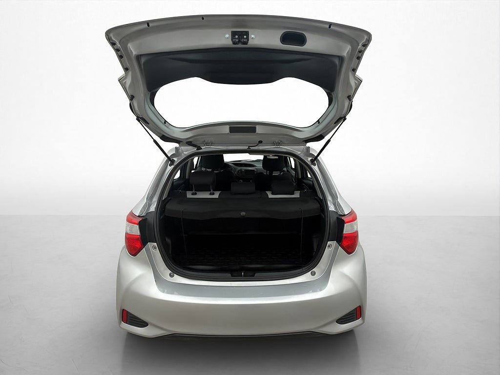 Vehicle Image 30