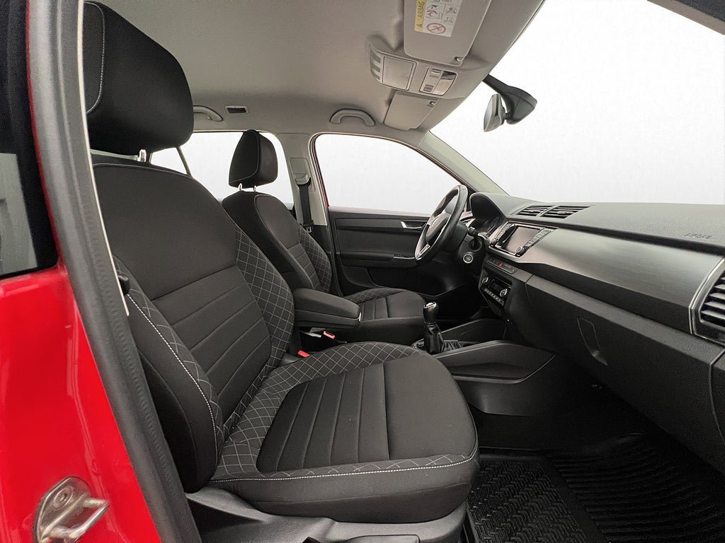 Vehicle Image 21