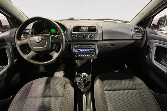 Vehicle Image 11