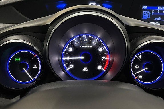 Vehicle Image 17