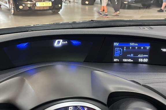 Vehicle Image 19