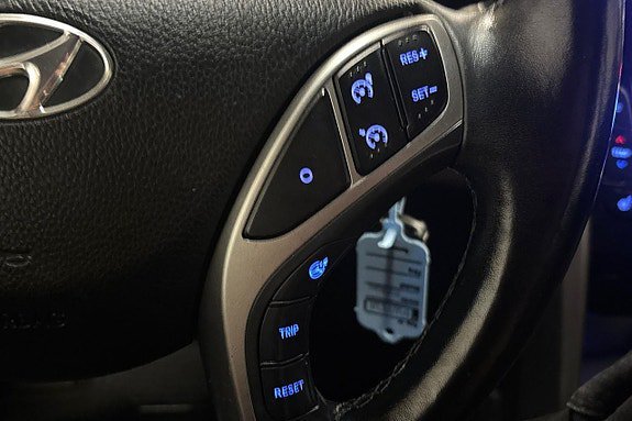 Vehicle Image 24