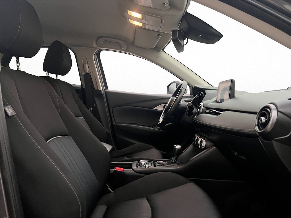 Vehicle Image 25