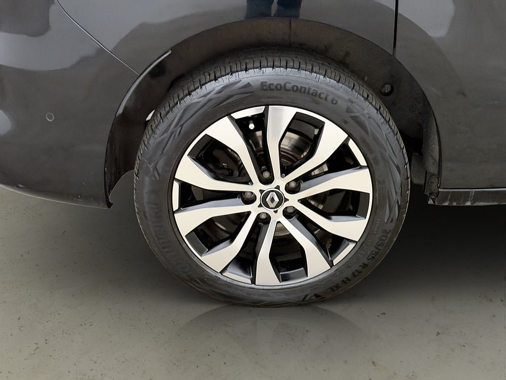 Vehicle Image 28