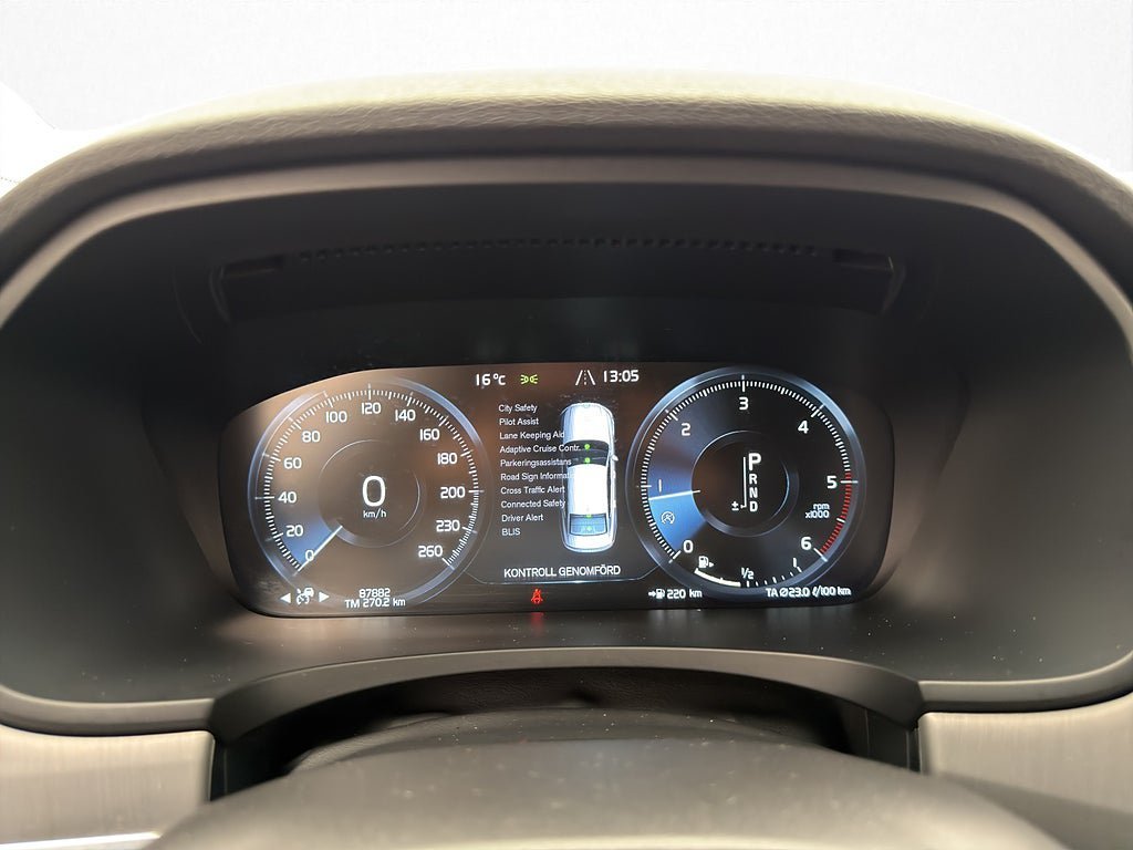 Vehicle Image 17