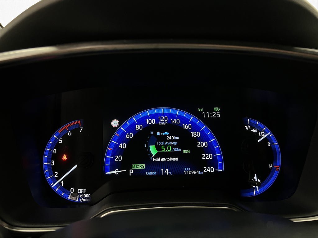 Vehicle Image 17