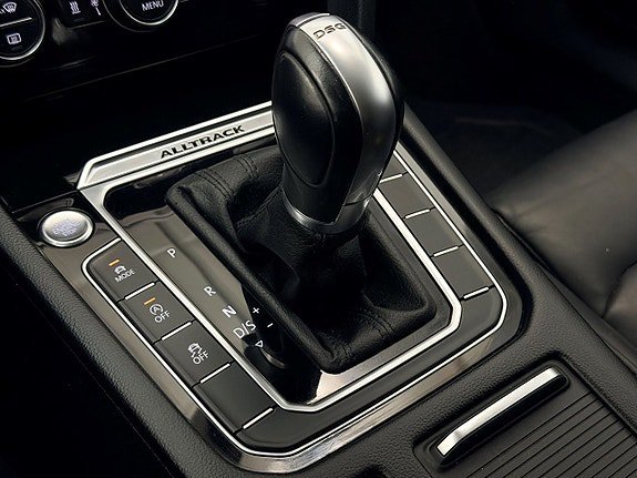 Vehicle Image 27